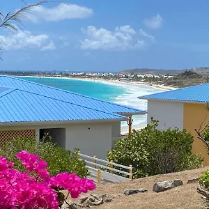 https://studio-orient-bay.comcaribbean.com